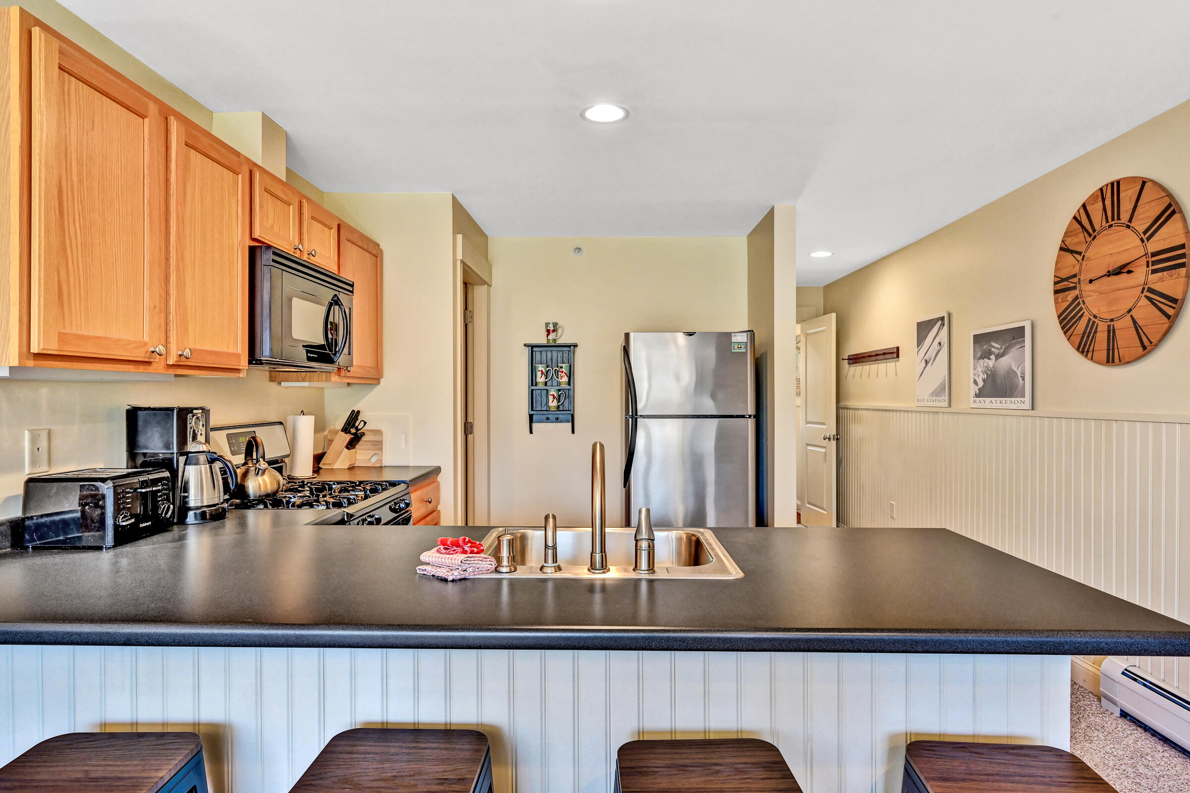 5003 Fall Line Drive, Unit B Carrabassett Valley, ME 04947 - Photo 10 of 29 109507gr-118
