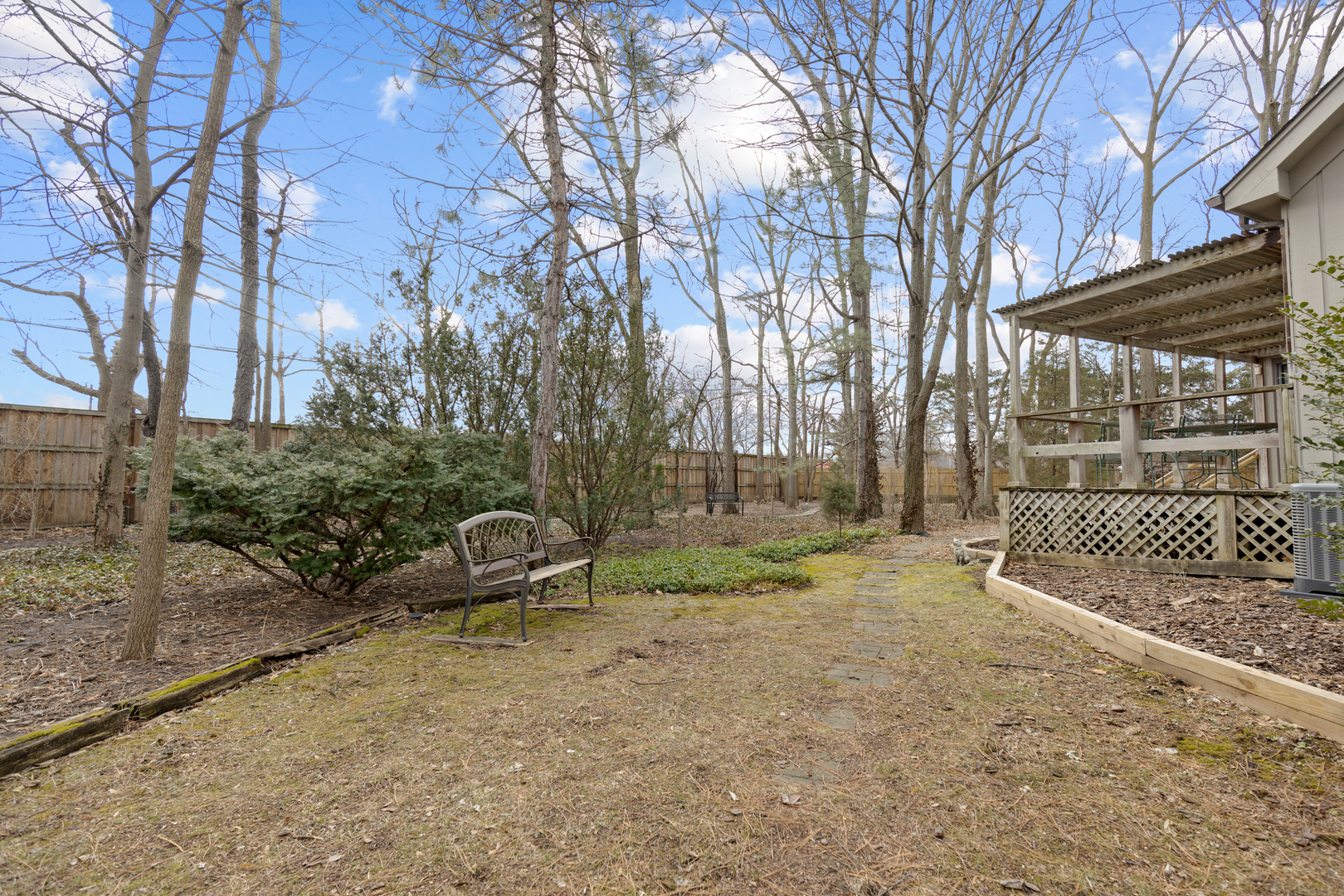 1133 Edgewater Drive Naperville, IL 60540 - Photo 34 of 37