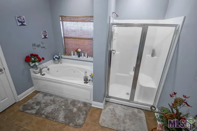 $345,000 | 39152 Cajun Bayou Avenue, Gonzales, LA 70737