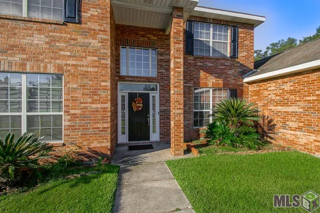 $345,000 | 39152 Cajun Bayou Avenue, Gonzales, LA 70737