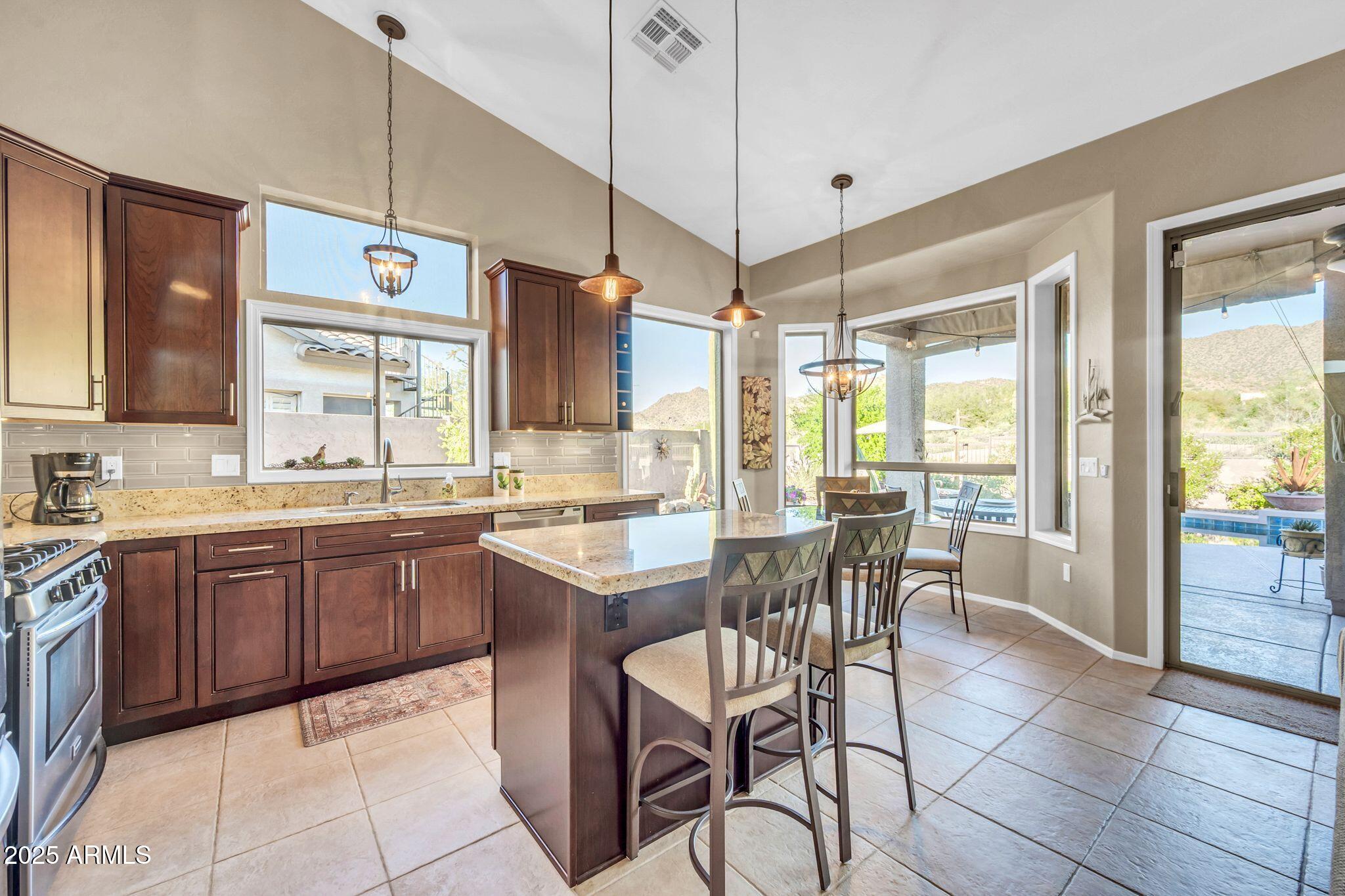 4265 North Starry Pass Mesa, AZ 85207 - Photo 5 of 40 4265 N Starry Pass-18