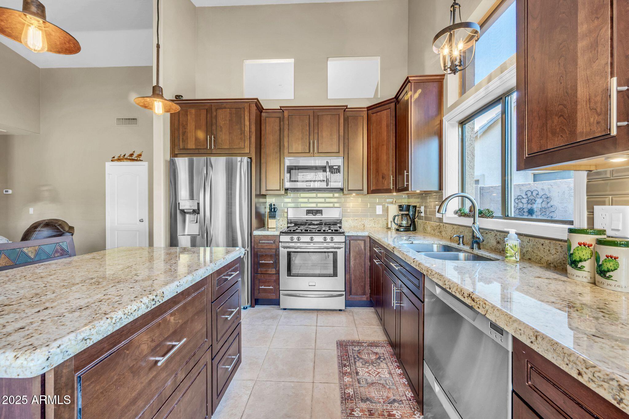 4265 North Starry Pass Mesa, AZ 85207 - Photo 6 of 40 4265 N Starry Pass-21