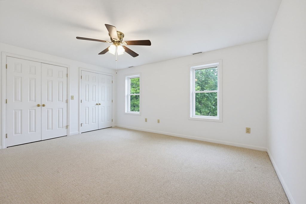 201 Treasure Island Road, Unit 201 Webster, MA 01570 - Photo 22 of 39