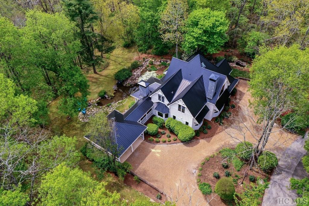 215 Satulah Road Highlands, NC 28741 - Photo 2 of 32 Gallery Image 2