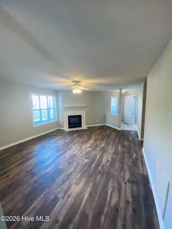 $1,350 | 515 Spring Forest Road, Unit B, Greenville, NC 27834