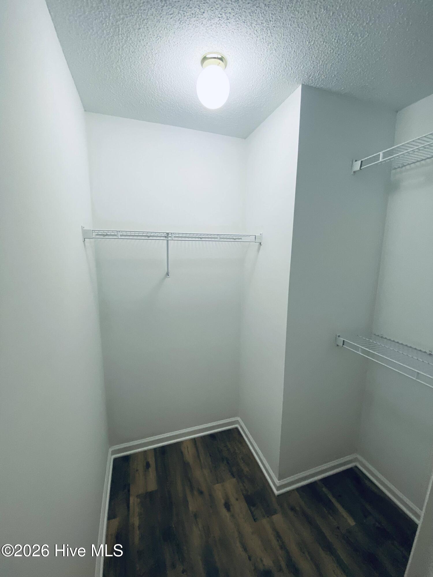 515 Spring Forest Road, Unit B Greenville, NC 27834 - Photo 7 of 12 6WALK-IN