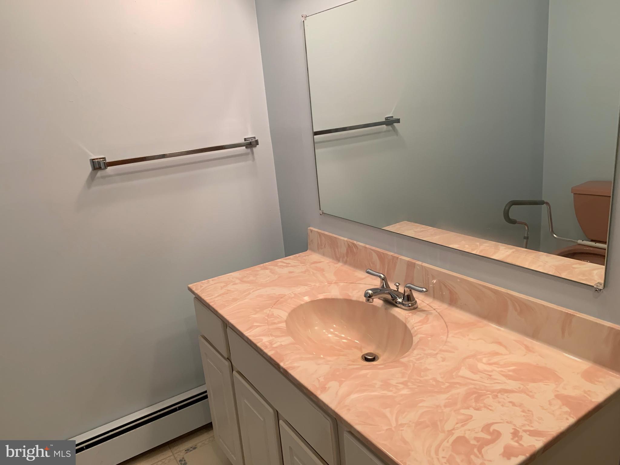 19 Quaker Hills Road Lancaster, PA 17603 - Photo 8 of 16 Gallery Image 8