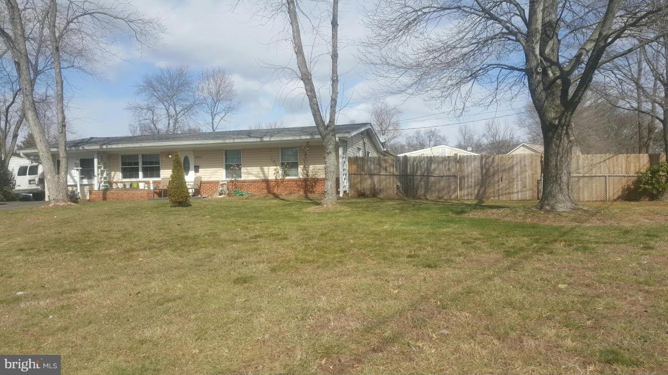 8009 Russell Road Alexandria, VA 22309 - Photo 2 of 16 Exterior (Front)