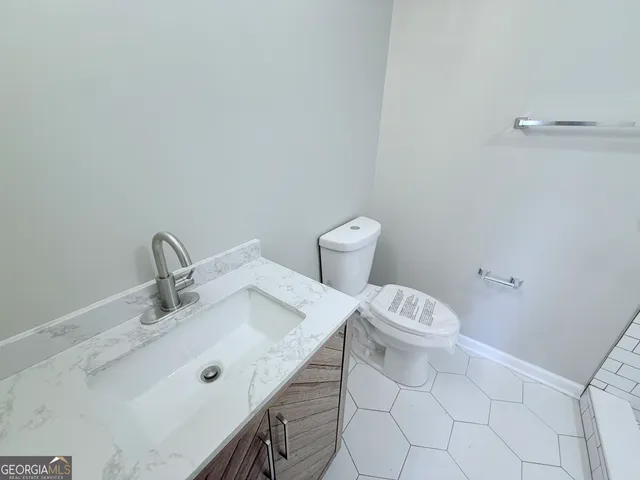 $1,695 | 1634 Lake Jodeco Road, Jonesboro, GA 30236