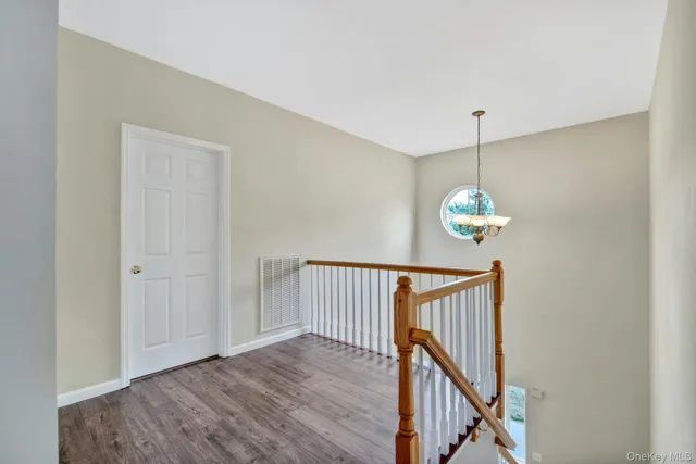 a view of an entryway