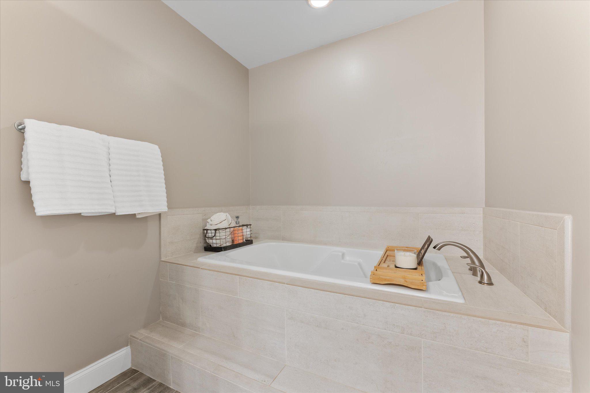 21047 Barcroft Way Sterling, VA 20164 - Photo 26 of 47