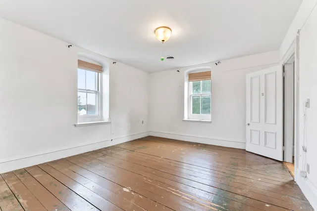 $349,900 | 27 Gardiner Street, Richmond, ME 04357