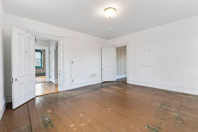 $349,900 | 27 Gardiner Street, Richmond, ME 04357