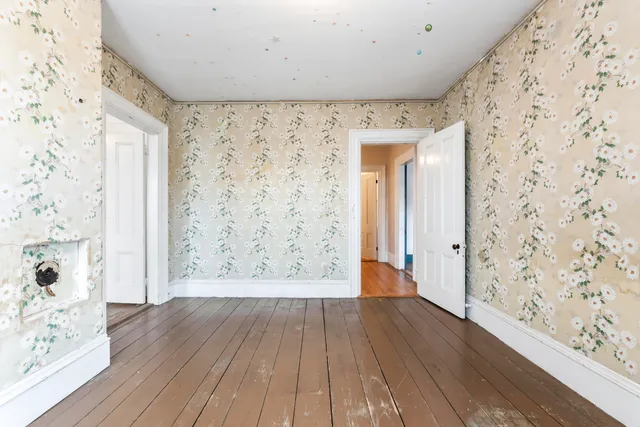 $349,900 | 27 Gardiner Street, Richmond, ME 04357