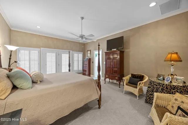 $925,000 | 623 White Horse Drive, Greenville, NC 27834