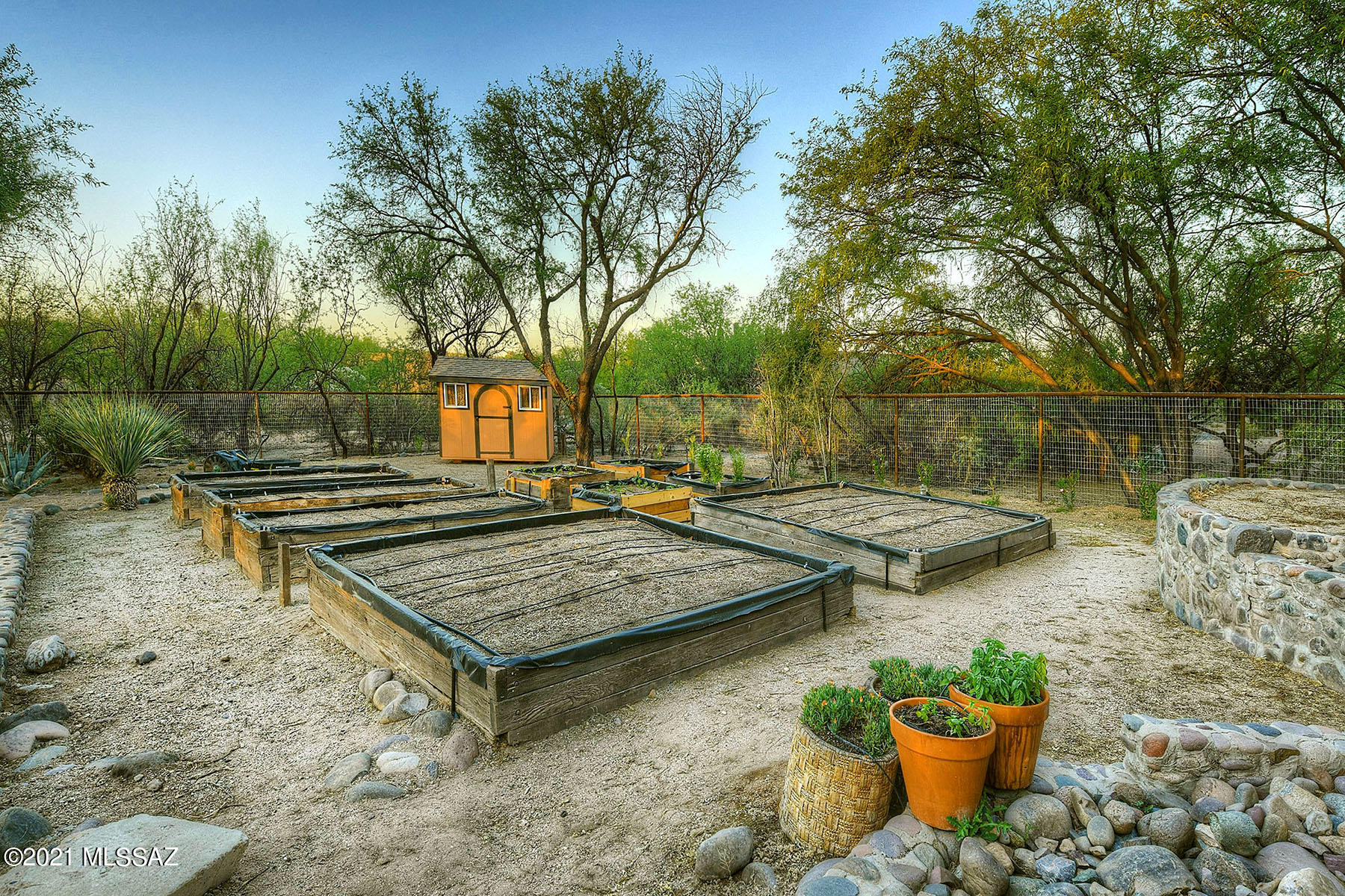 11330 East Tanque Verde Road Tucson, AZ 85749 - Photo 31 of 41 Gallery Image 31