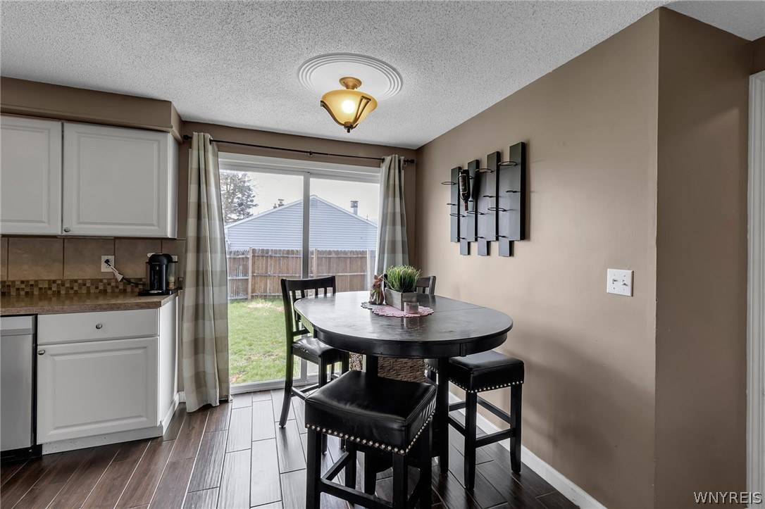 323 Rehm Road Cheektowaga, NY 14043 - Photo 14 of 45