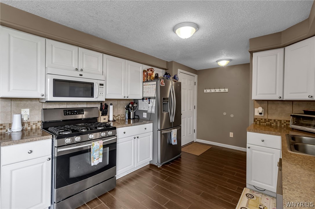 323 Rehm Road Cheektowaga, NY 14043 - Photo 15 of 45