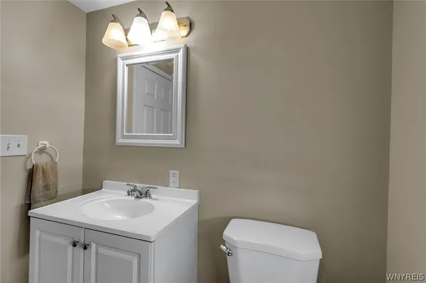 $299,990 | 323 Rehm Road, Cheektowaga, NY 14043