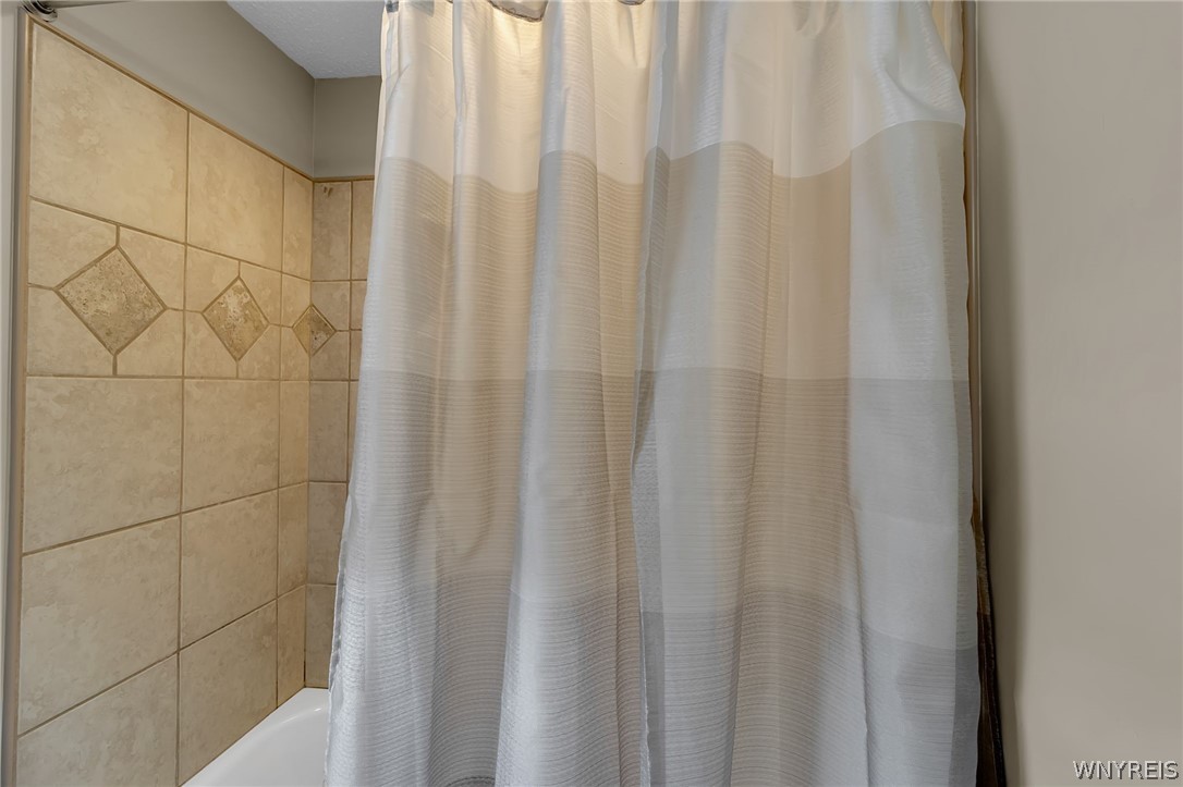 323 Rehm Road Cheektowaga, NY 14043 - Photo 43 of 45