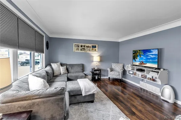 $299,990 | 323 Rehm Road, Cheektowaga, NY 14043