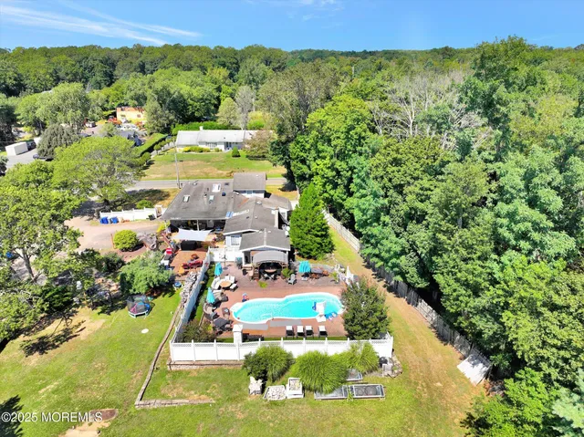 $2,400,000 | 86 Stillwell Road, Holmdel, NJ 07733