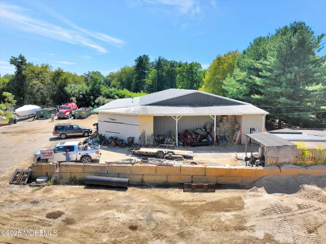 $2,400,000 | 86 Stillwell Road, Holmdel, NJ 07733