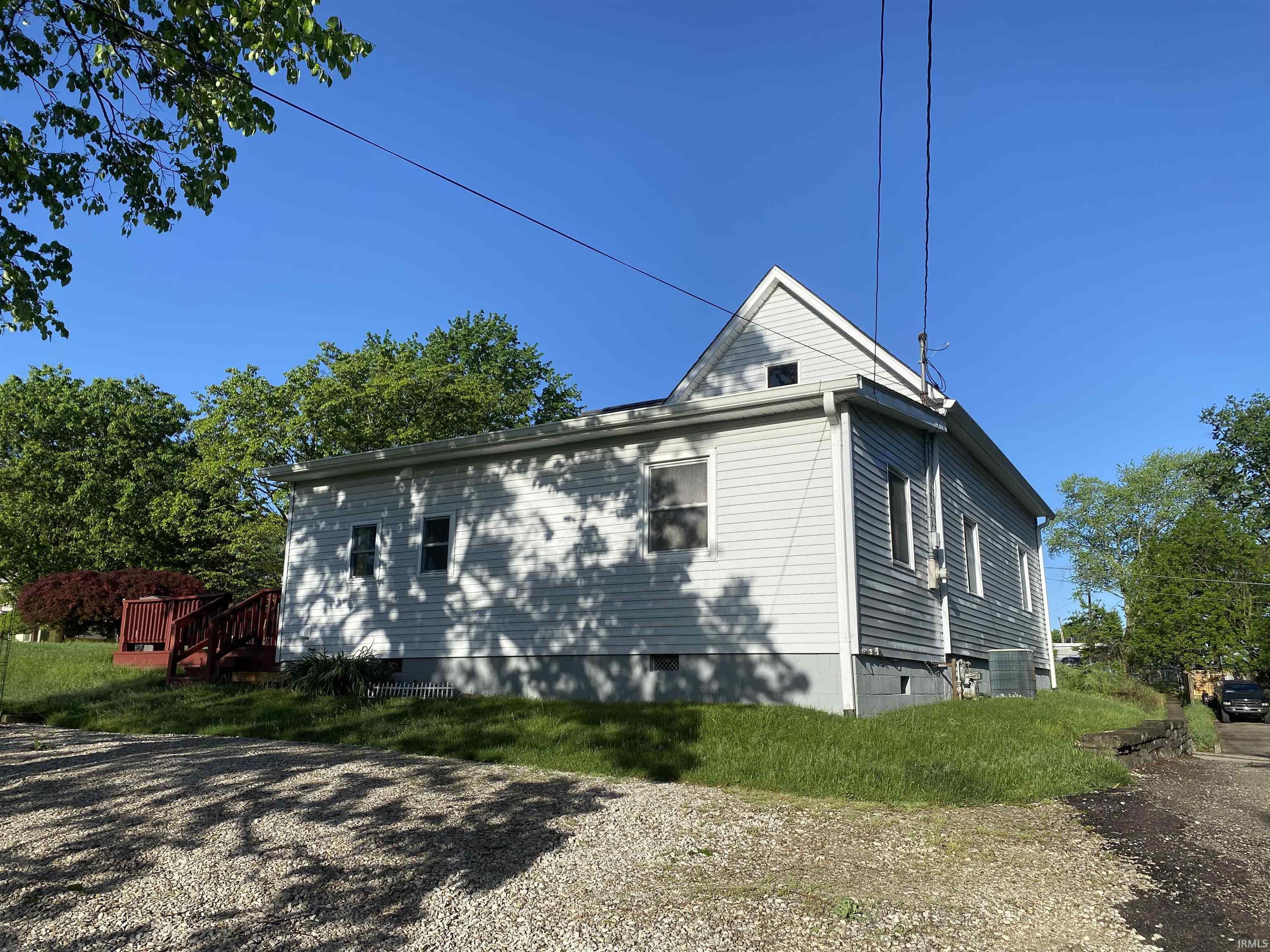 912 North Maple Street Bloomington, IN 47404 - Photo 4 of 24