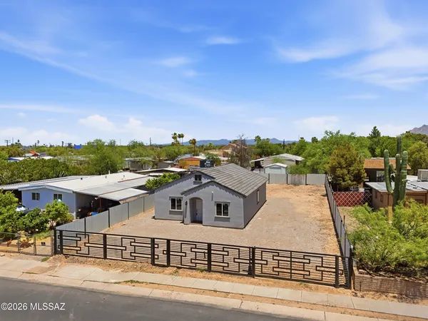 $330,000 | 642 West Florence Street, Tucson, AZ 85705