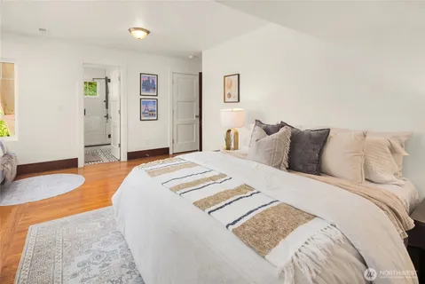 $1,370,000 | 3307 East Pike Street, Seattle, WA 98122