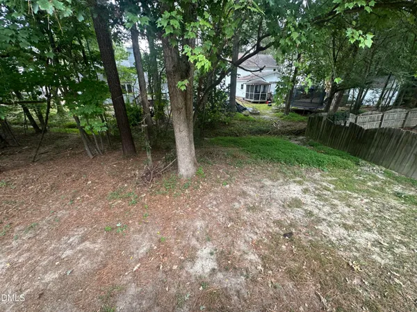 $1,975 | 3529 Singleleaf Lane, Raleigh, NC 27616