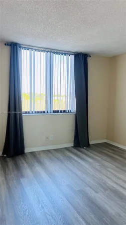 $2,150 | 901 Hillcrest Drive, Unit 409, Hollywood, FL 33021