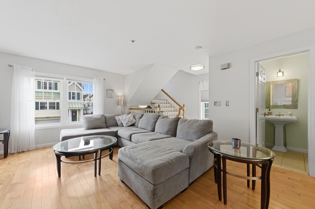 35 Collins Street, Unit 61 Danvers, MA 01923 - Photo 2 of 42