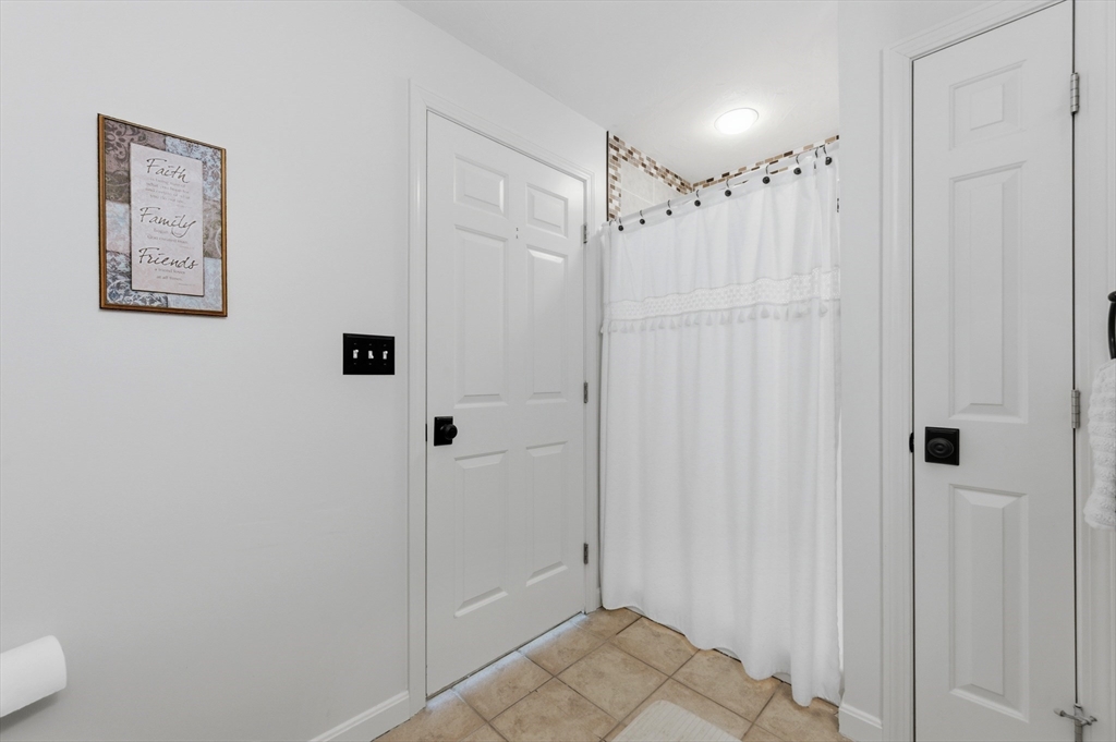 35 Collins Street, Unit 61 Danvers, MA 01923 - Photo 23 of 42