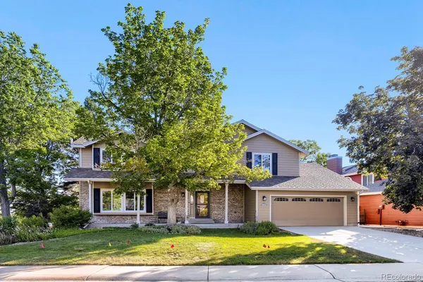 $750,000 | 9432 South Crestmore Way, Highlands Ranch, CO 80126