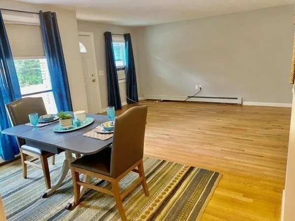 $2,800 | 1164 State Road, Unit 1, Plymouth, MA 02360