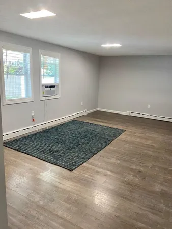 $2,800 | 1164 State Road, Unit 1, Plymouth, MA 02360