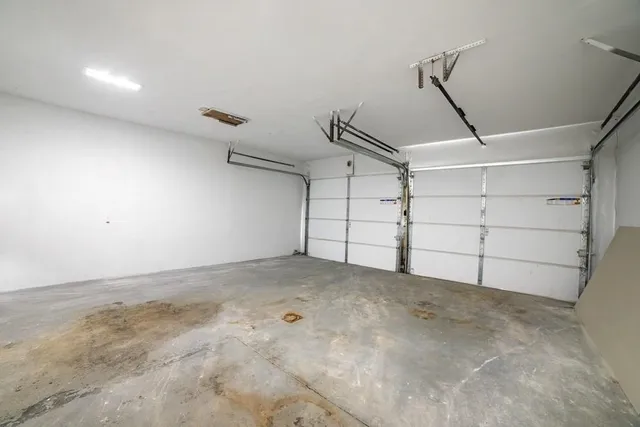 $2,800 | 1164 State Road, Unit 1, Plymouth, MA 02360