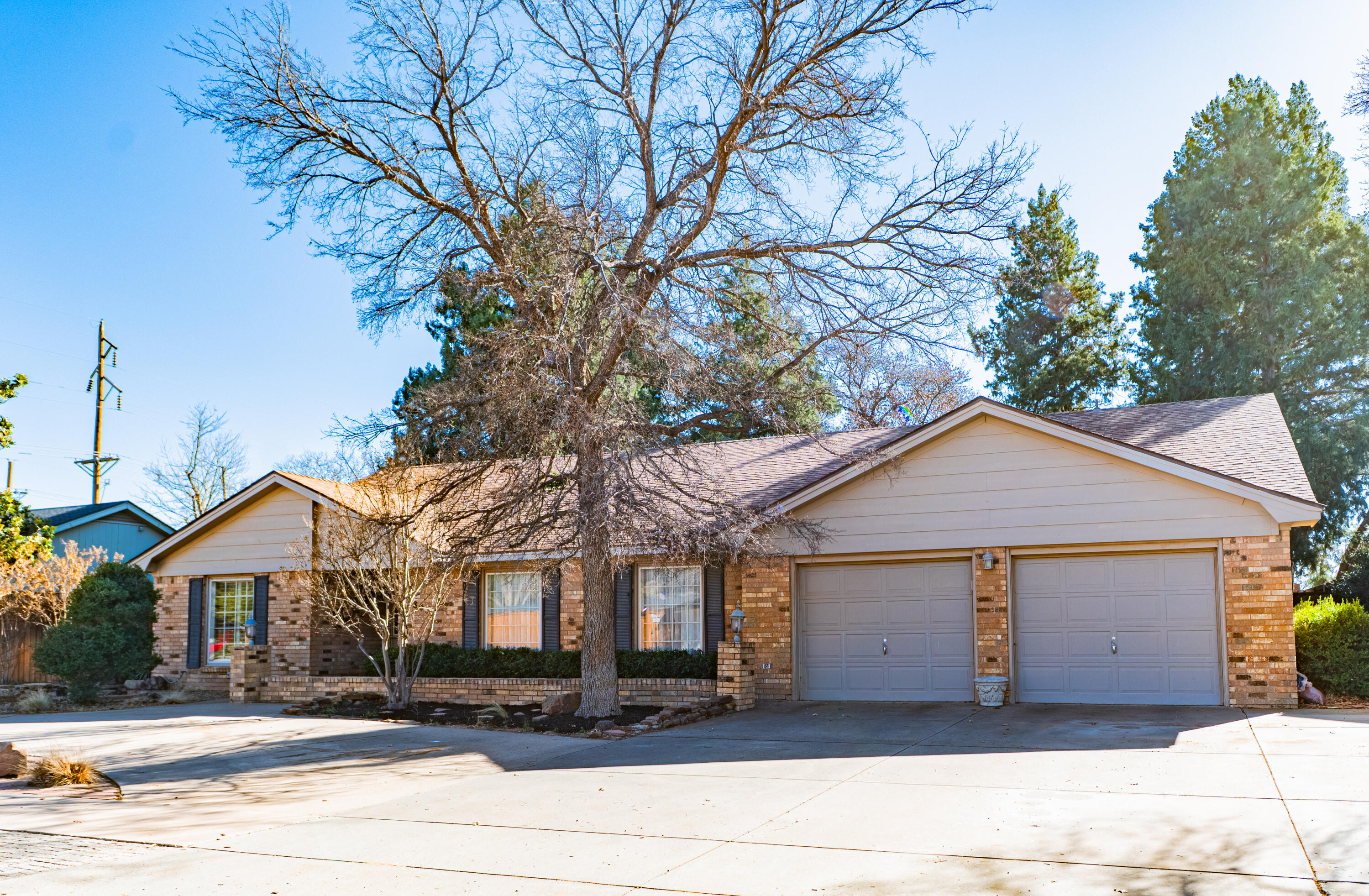 3803 66th Street Lubbock, TX 79413 - Photo 2 of 28 RealEstate-110