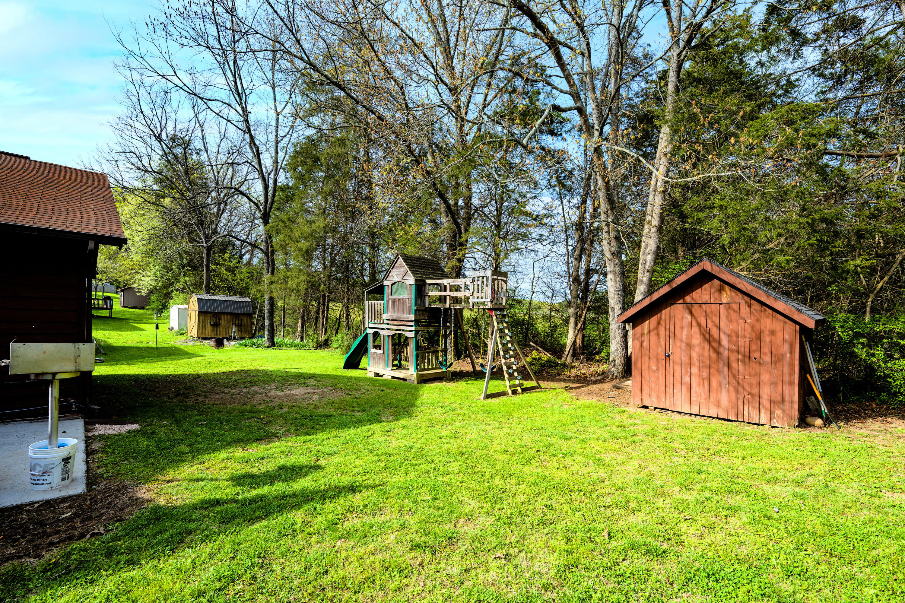 117 Pheasant Road Clinton, TN 37716 - Photo 9 of 40 Backyard_2