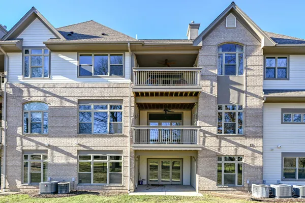 $729,900 | 7513 West Tuckaway Pines Circle, Franklin, WI 53132