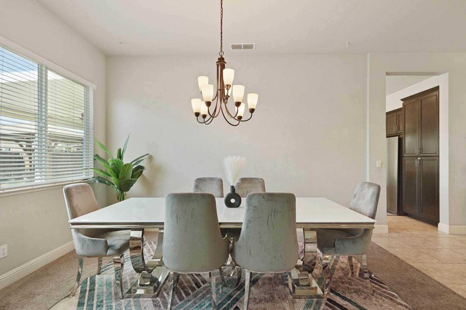 1093 Di Maggio Way Galt, CA 95632 - Photo 12 of 46