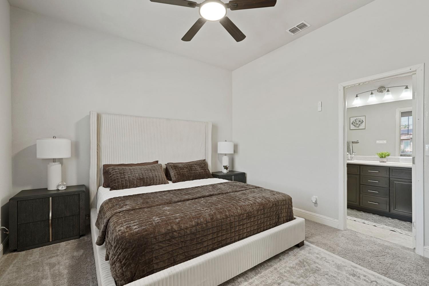 1093 Di Maggio Way Galt, CA 95632 - Photo 16 of 46