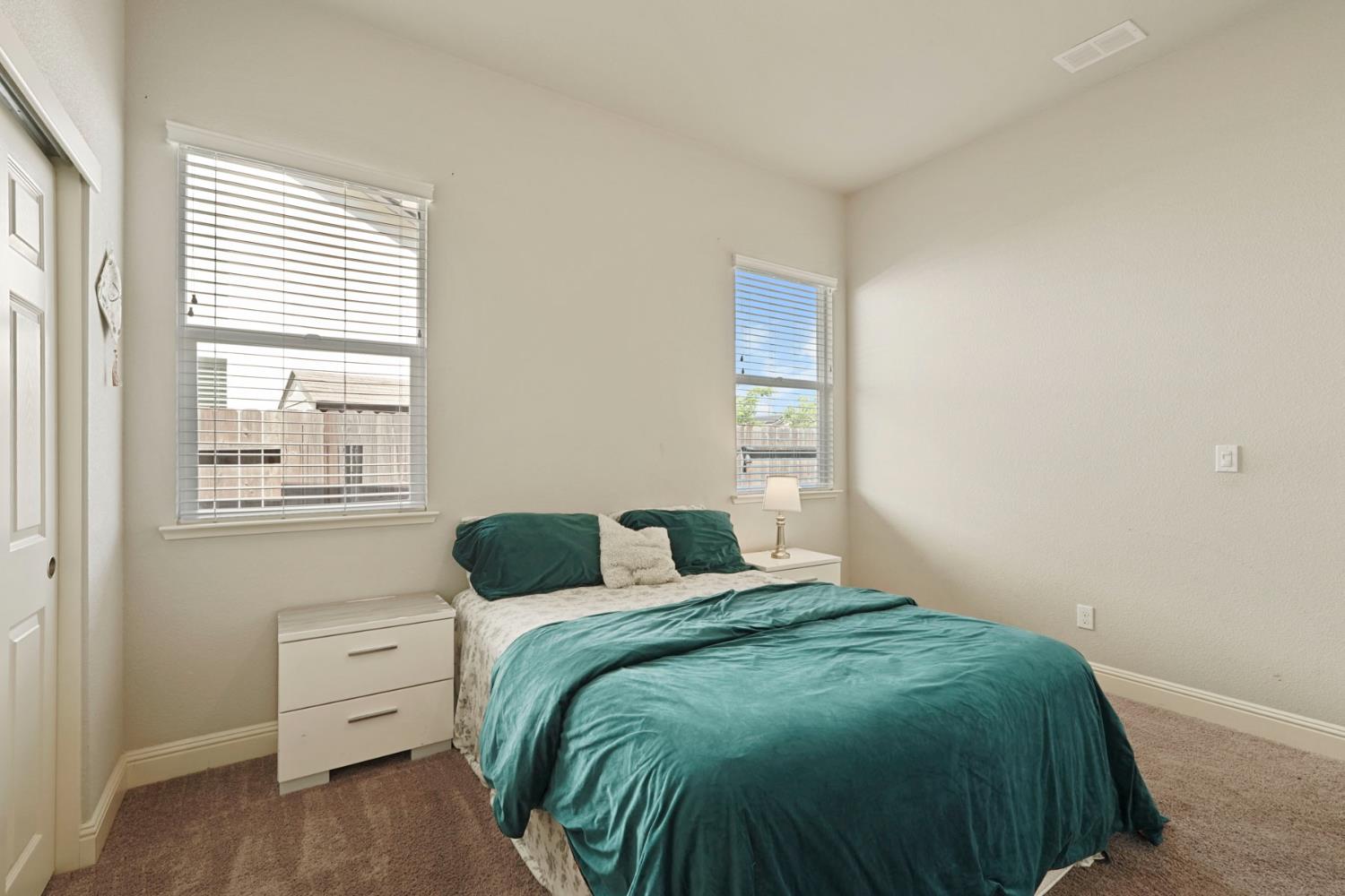 1093 Di Maggio Way Galt, CA 95632 - Photo 20 of 46