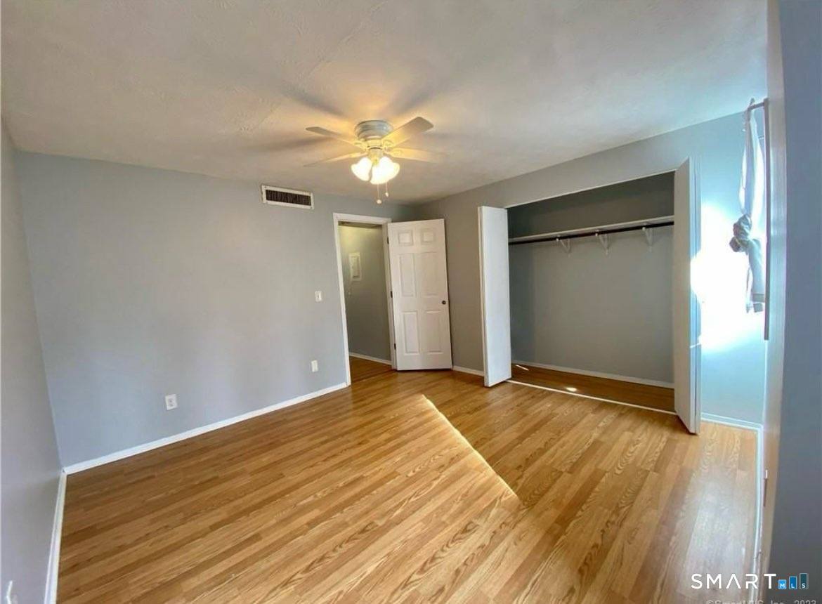 165 Towne House Road, Unit 165 Hamden, CT 06514 - Photo 9 of 14