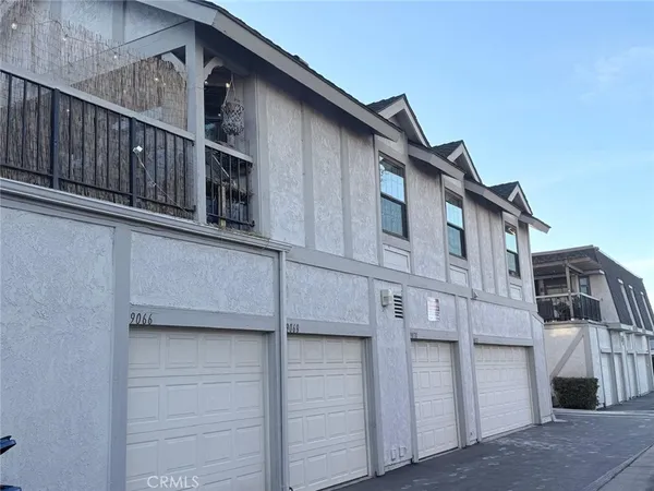 $640,000 | 9066 Candlestick Lane, Unit 5, Cypress, CA 90630