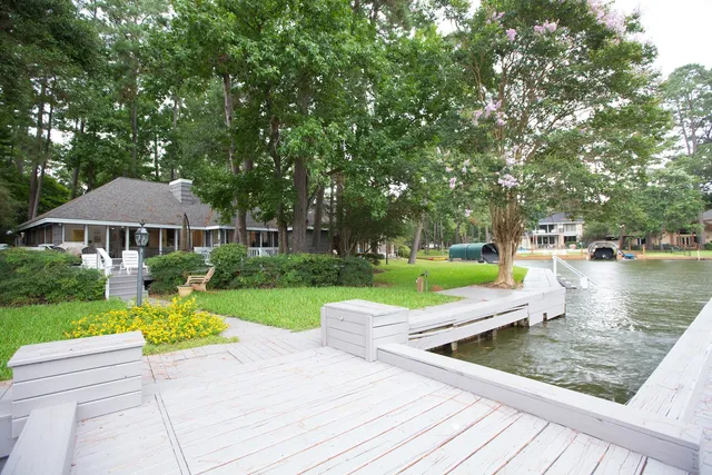 a view of a house with garden