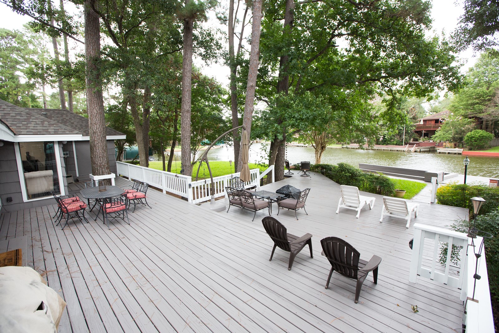 3007 Willowbend Road Montgomery, TX 77356 - Photo 4 of 43 a view of backyard with swimming pool and furniture