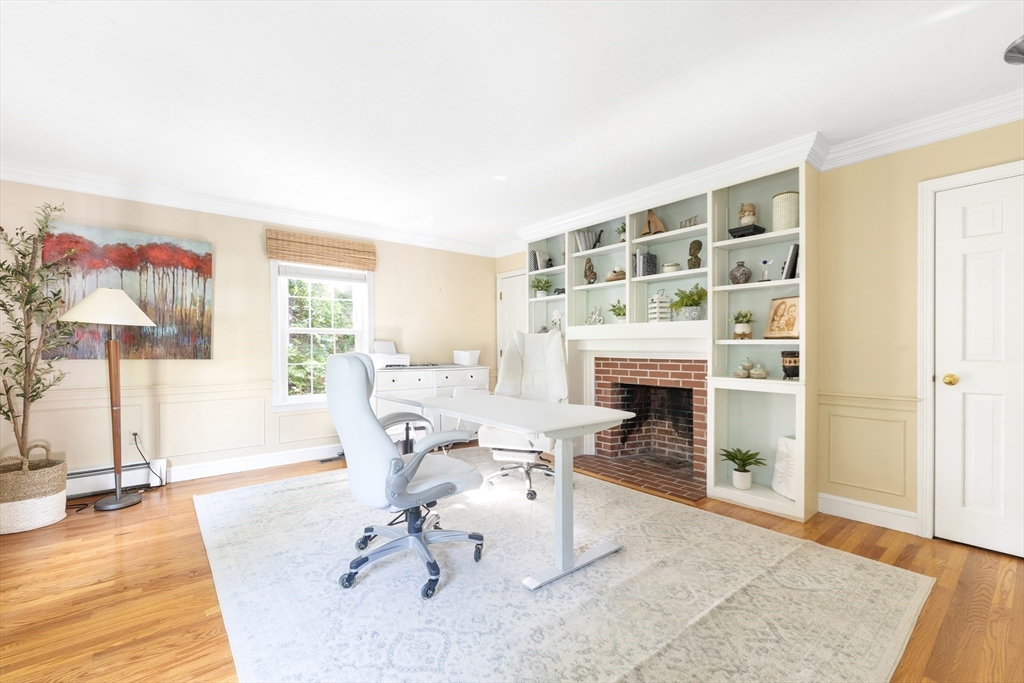10 Winston Road Holliston, MA 01746 - Photo 16 of 38