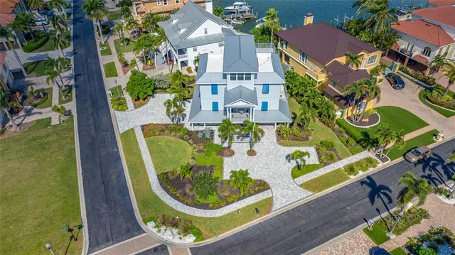 $2,495,000 | 2813 Kipps Colony Drive South, St. Petersburg, FL 33707